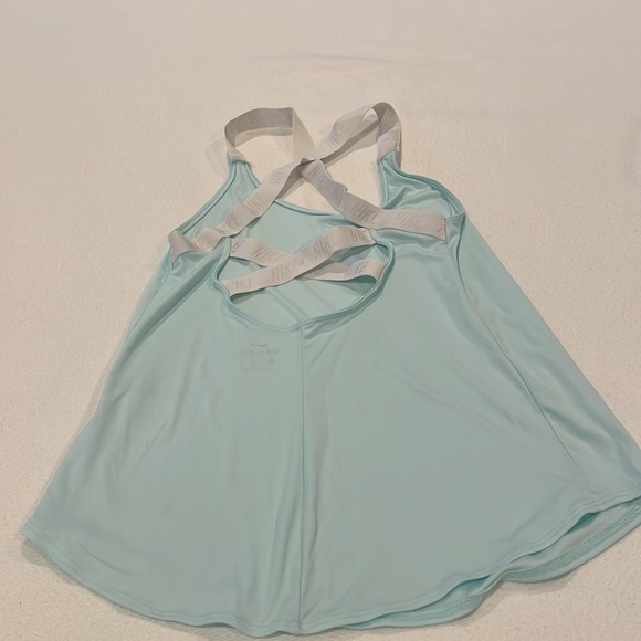 Nike Sports Top Woman XS NWOT - Picture 3 of 10